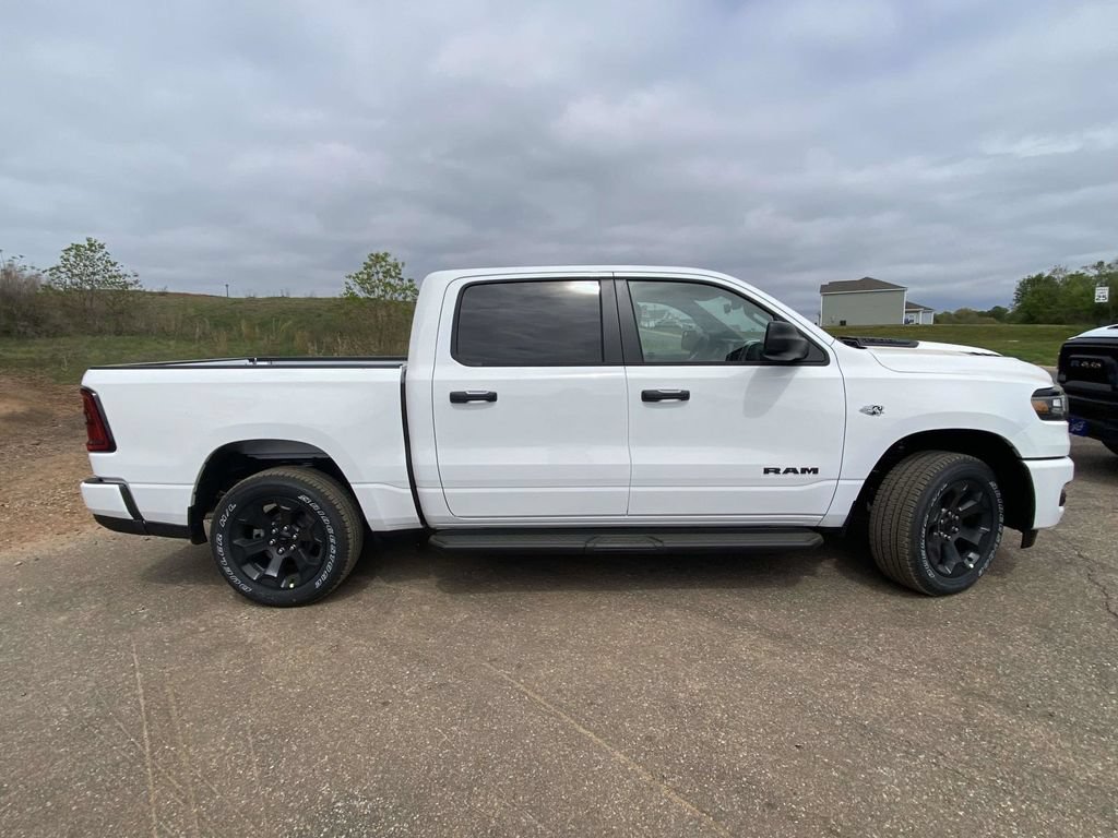 New 2026 RAM 1500 Express AWD/4WD image 36