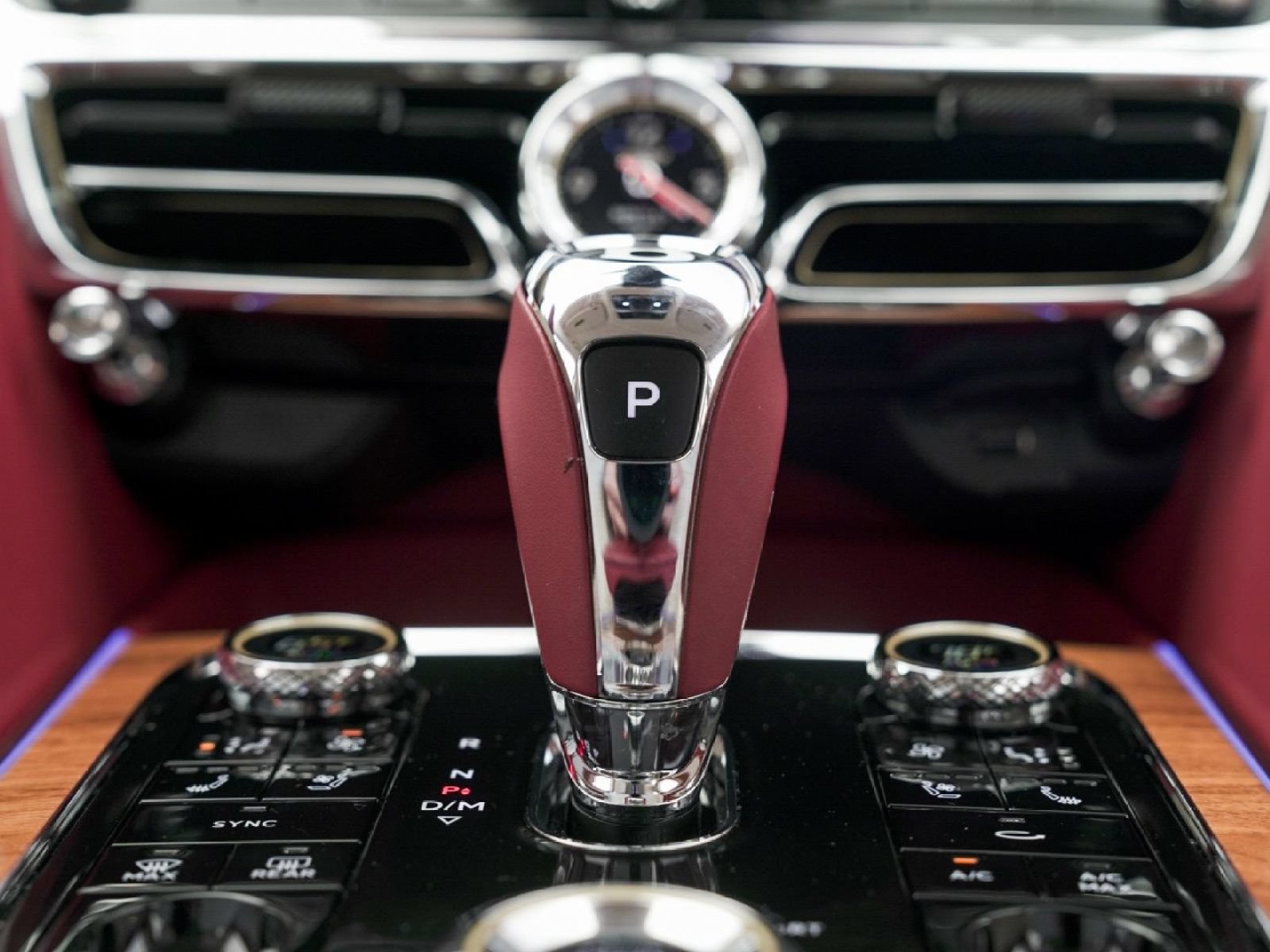 Used 2023 Bentley Flying Spur V8 AWD/4WD image 22