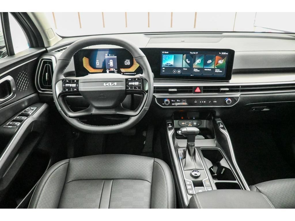 New 2026 Kia Sorento S FWD image 14