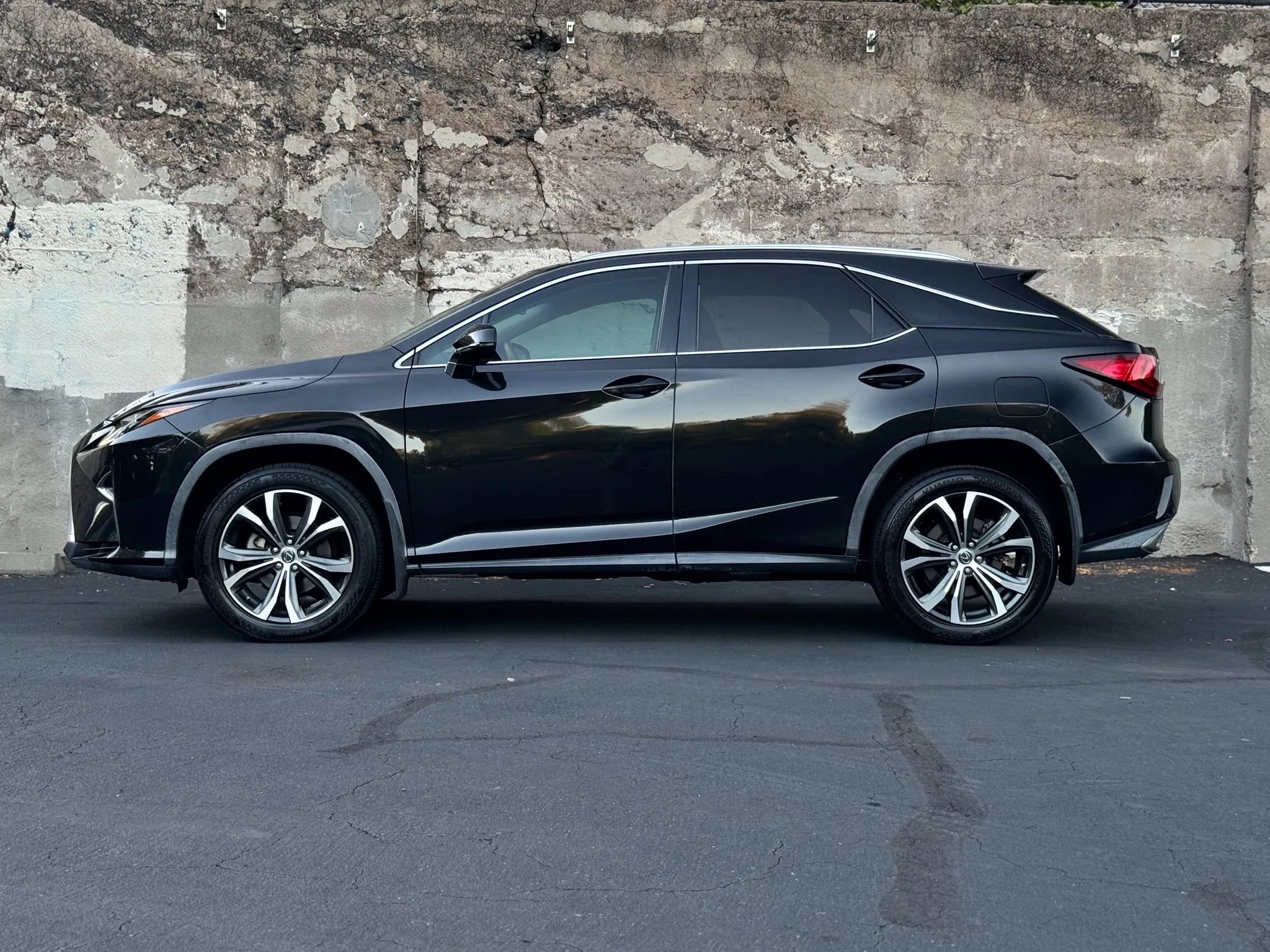 Used 2018 Lexus RX 350 FWD w/ Premium Package image 9