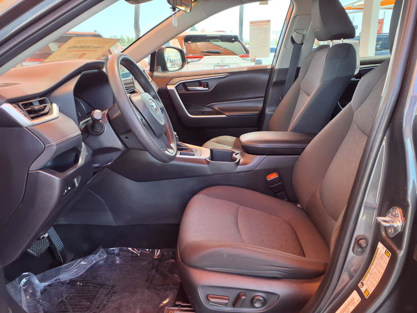Certified 2025 Toyota RAV4 XLE FWD image 16