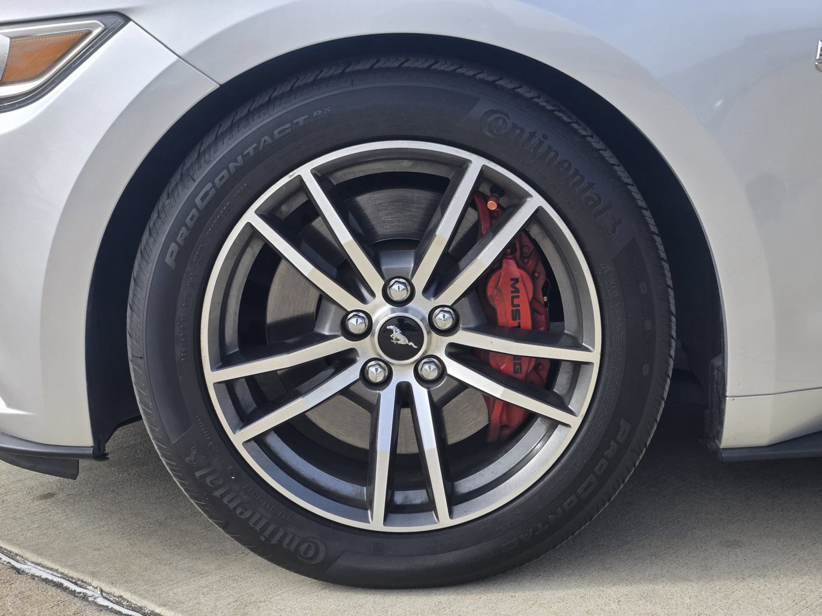 Used 2017 Ford Mustang GT RWD image 11
