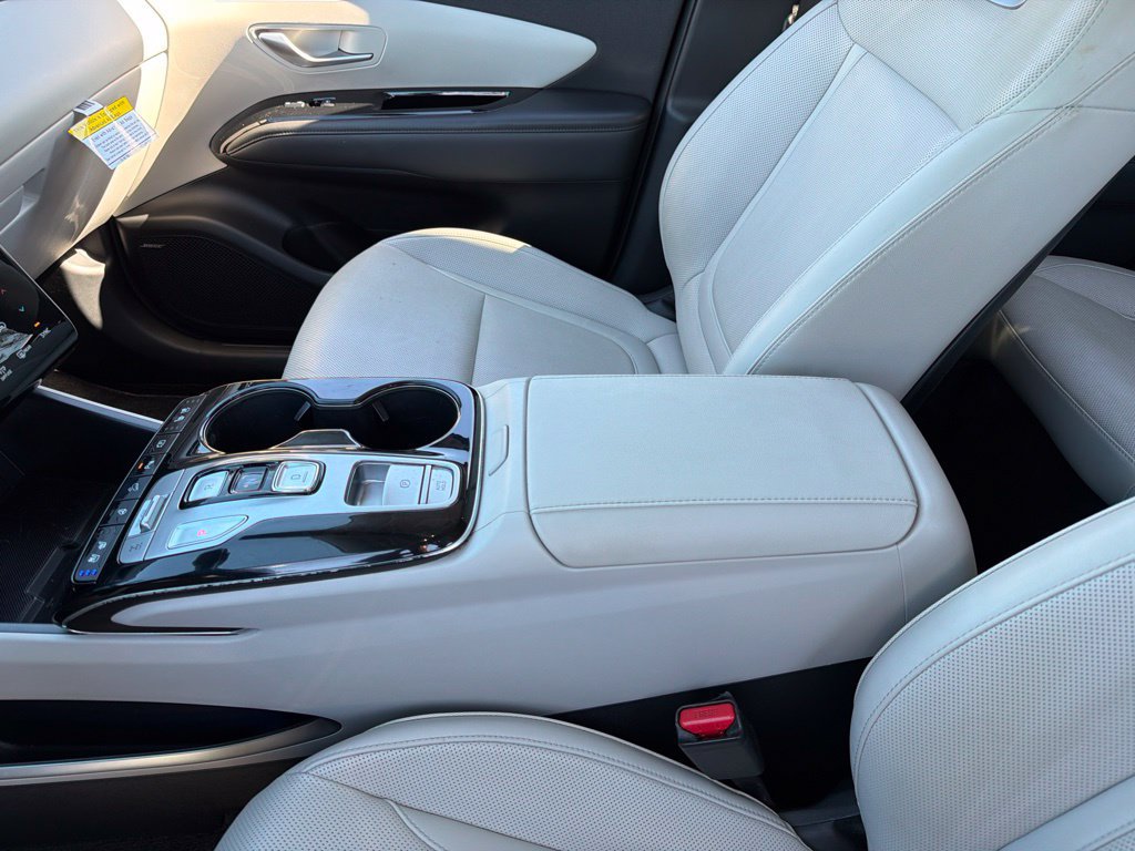 Certified 2022 Hyundai Tucson Limited AWD/4WD image 18
