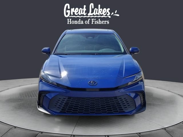 Used 2025 Toyota Camry SE w/ Convenience Package FWD image 8