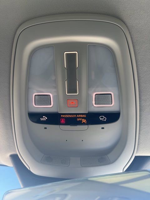 Used 2023 Volvo XC90 B6 Plus w/ Protection Package Premier image 18