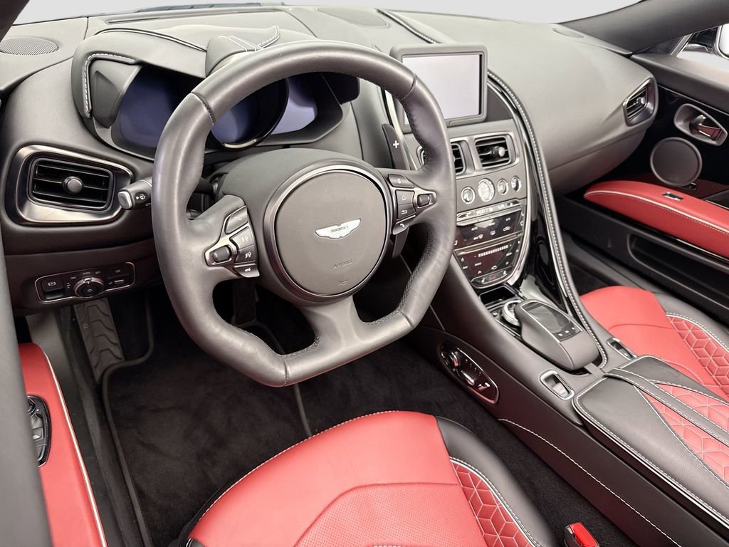 Used 2021 Aston Martin DBS Superleggera Volante image 17