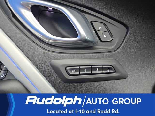 Used 2021 Chevrolet Camaro SS RWD image 16