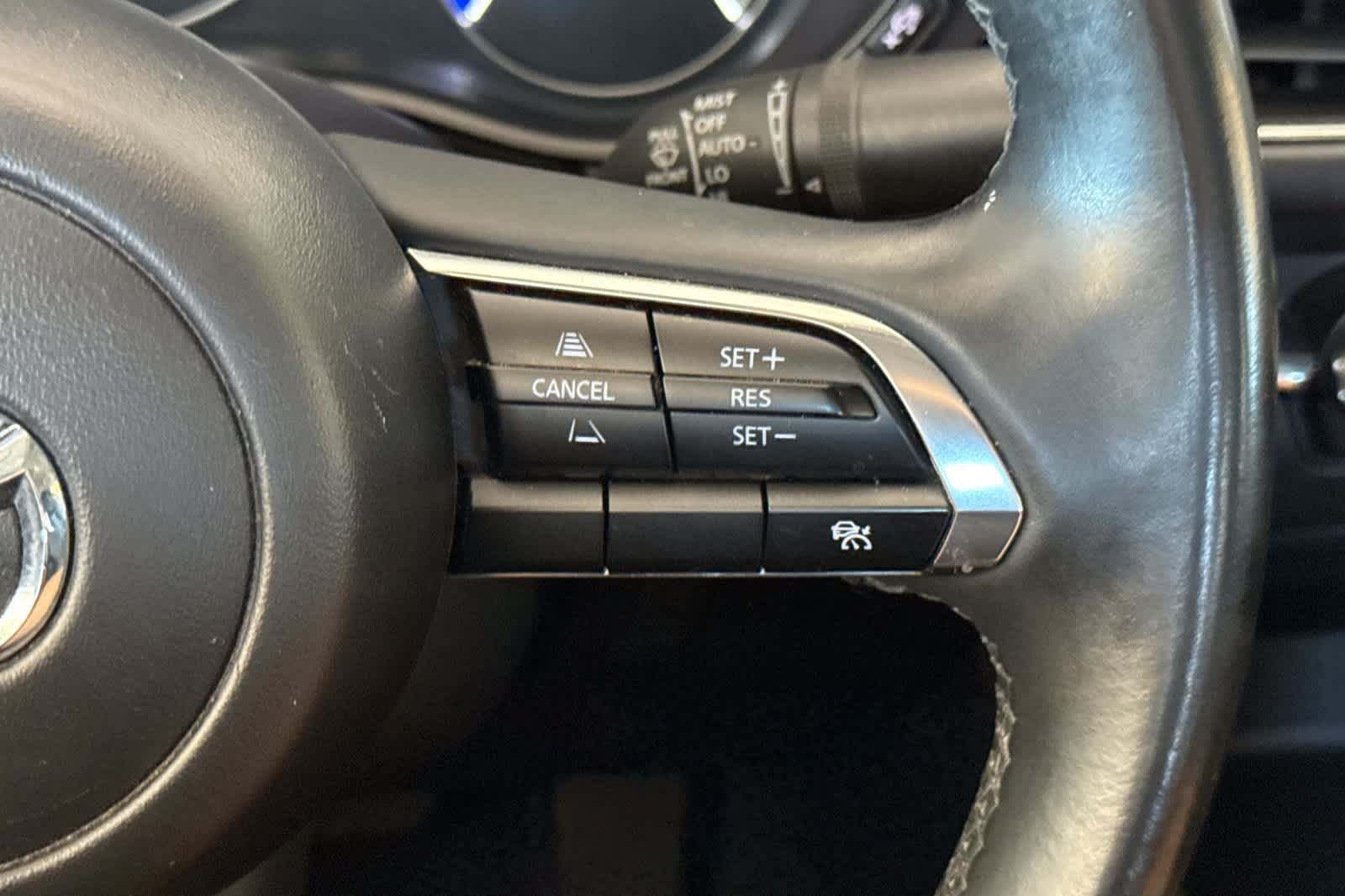 Used 2024 MAZDA MAZDA3 s FWD image 25