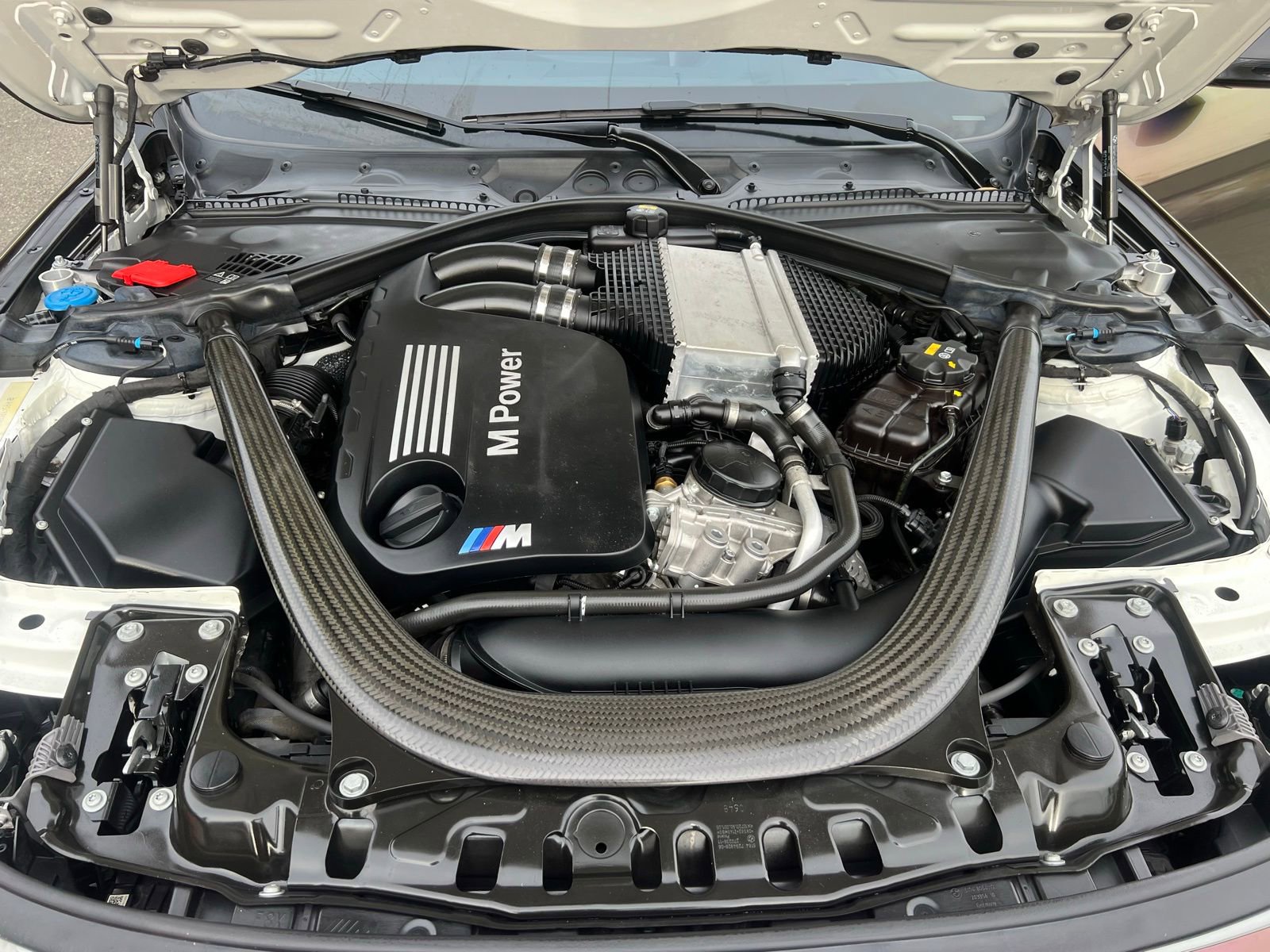 Used 2018 BMW M4 Coupe image 16