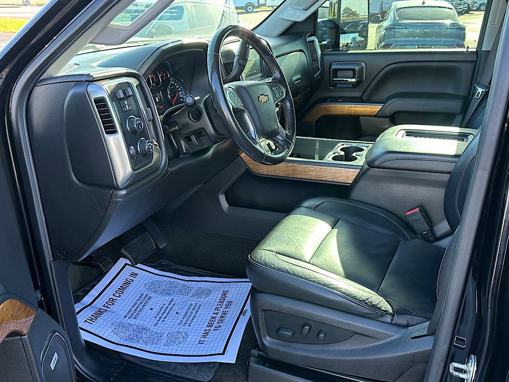 Used 2018 Chevrolet Silverado 2500 LTZ w/ Duramax Plus Package image 12