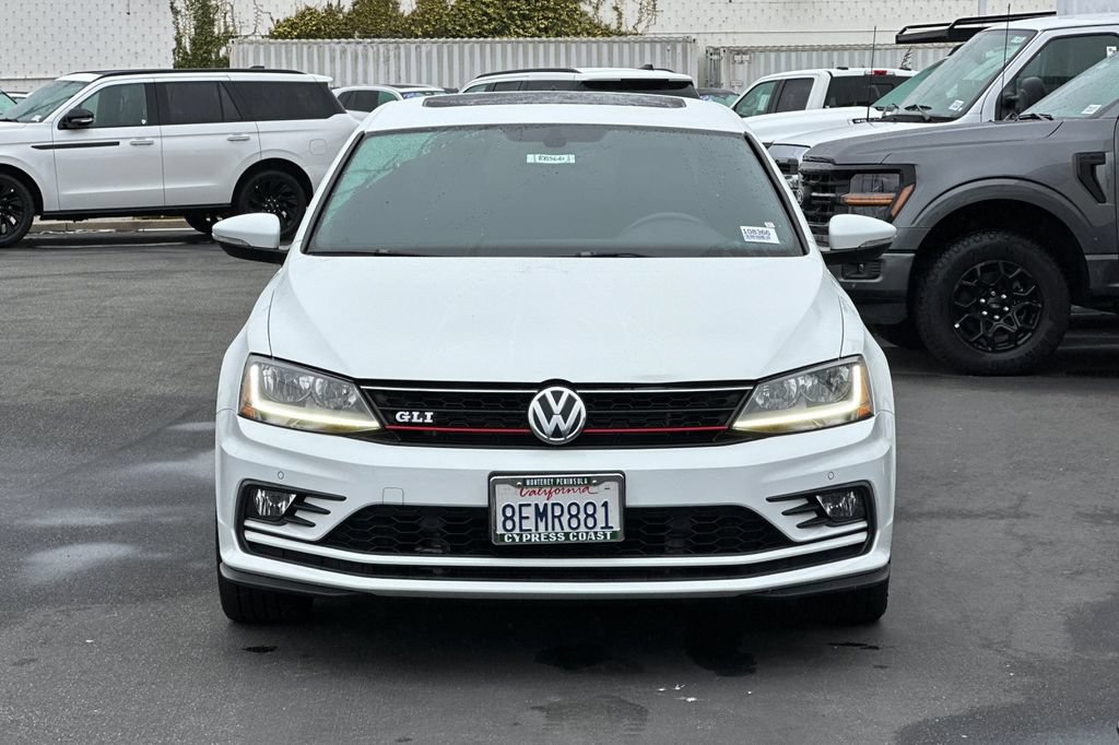 Used 2018 Volkswagen Jetta GLI FWD image 9