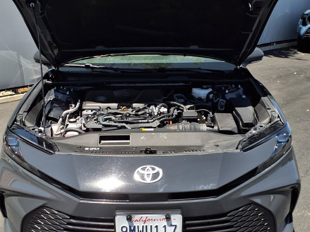 Certified 2025 Toyota Camry LE FWD image 3