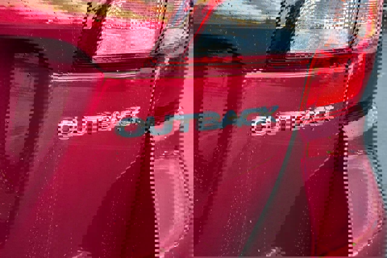 Used 2018 Subaru Outback 2.5i Premium image 28