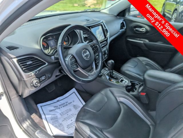 Used 2019 Jeep Cherokee Limited AWD/4WD image 12