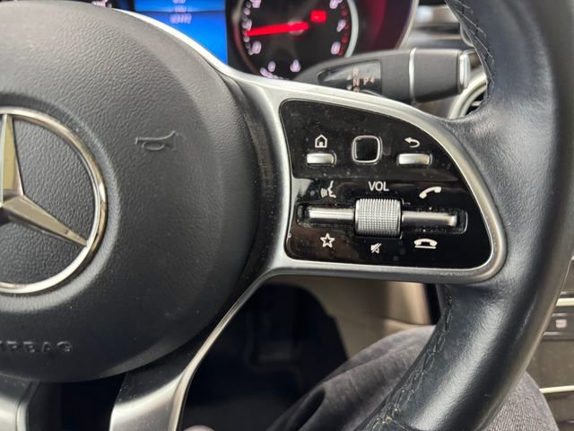 Used 2022 Mercedes-Benz GLC 300 image 23
