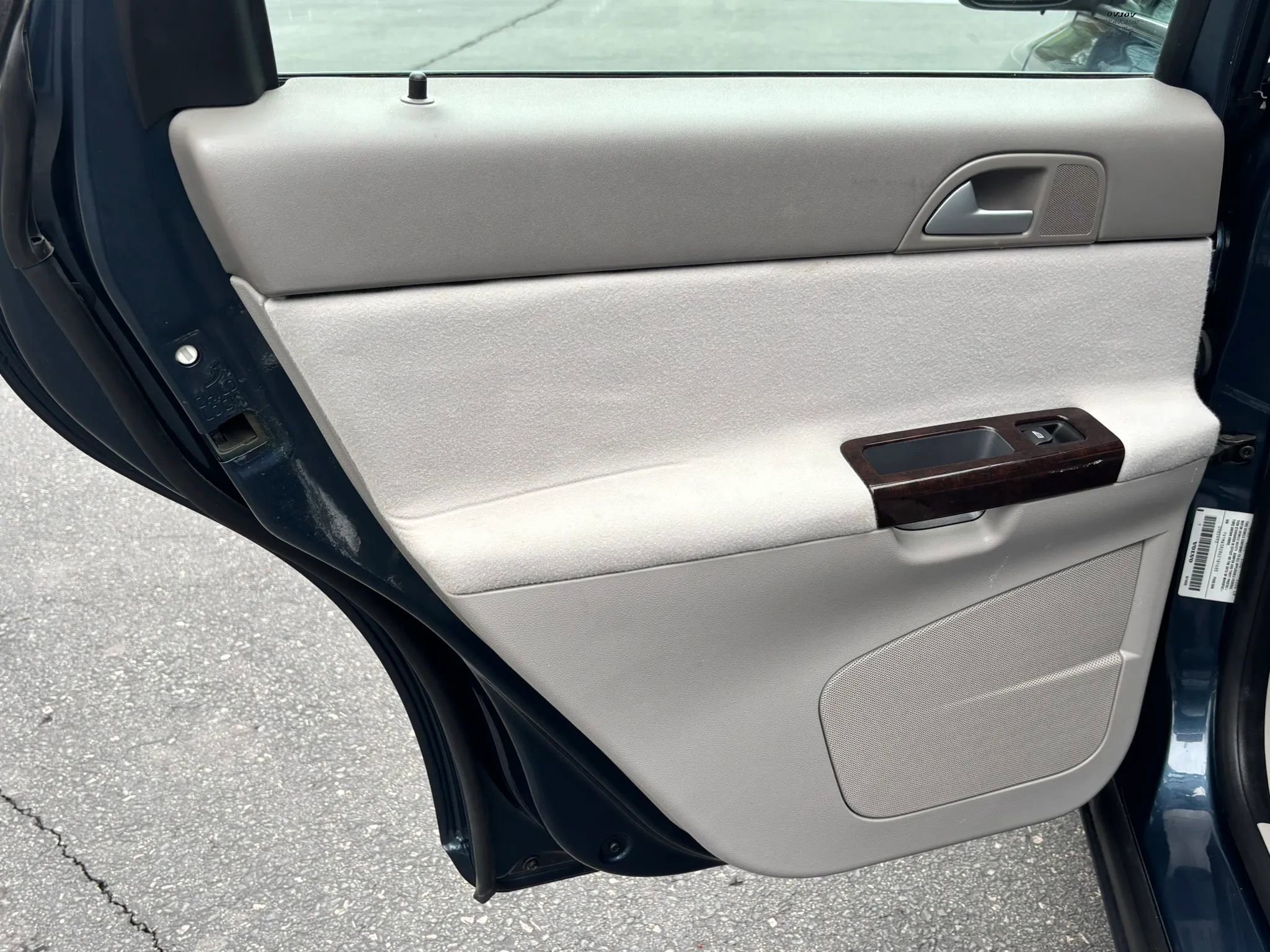 Used 2006 Volvo V50 2.4i FWD image 16