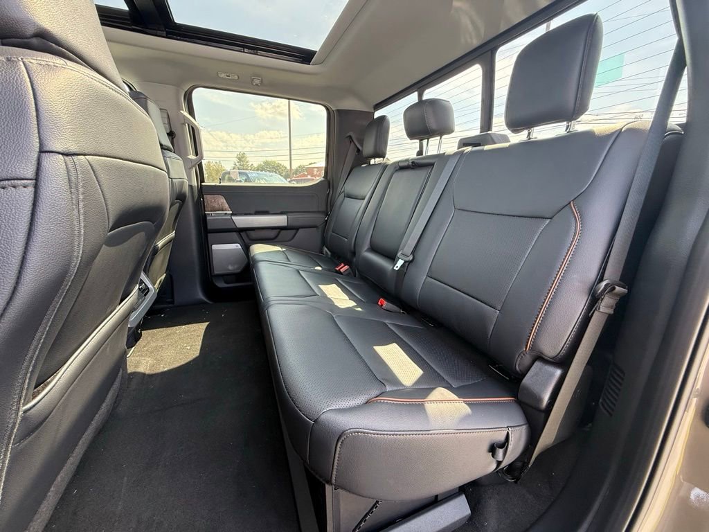 New 2026 Ford F350 Lariat w/ Lariat Premium Package image 32