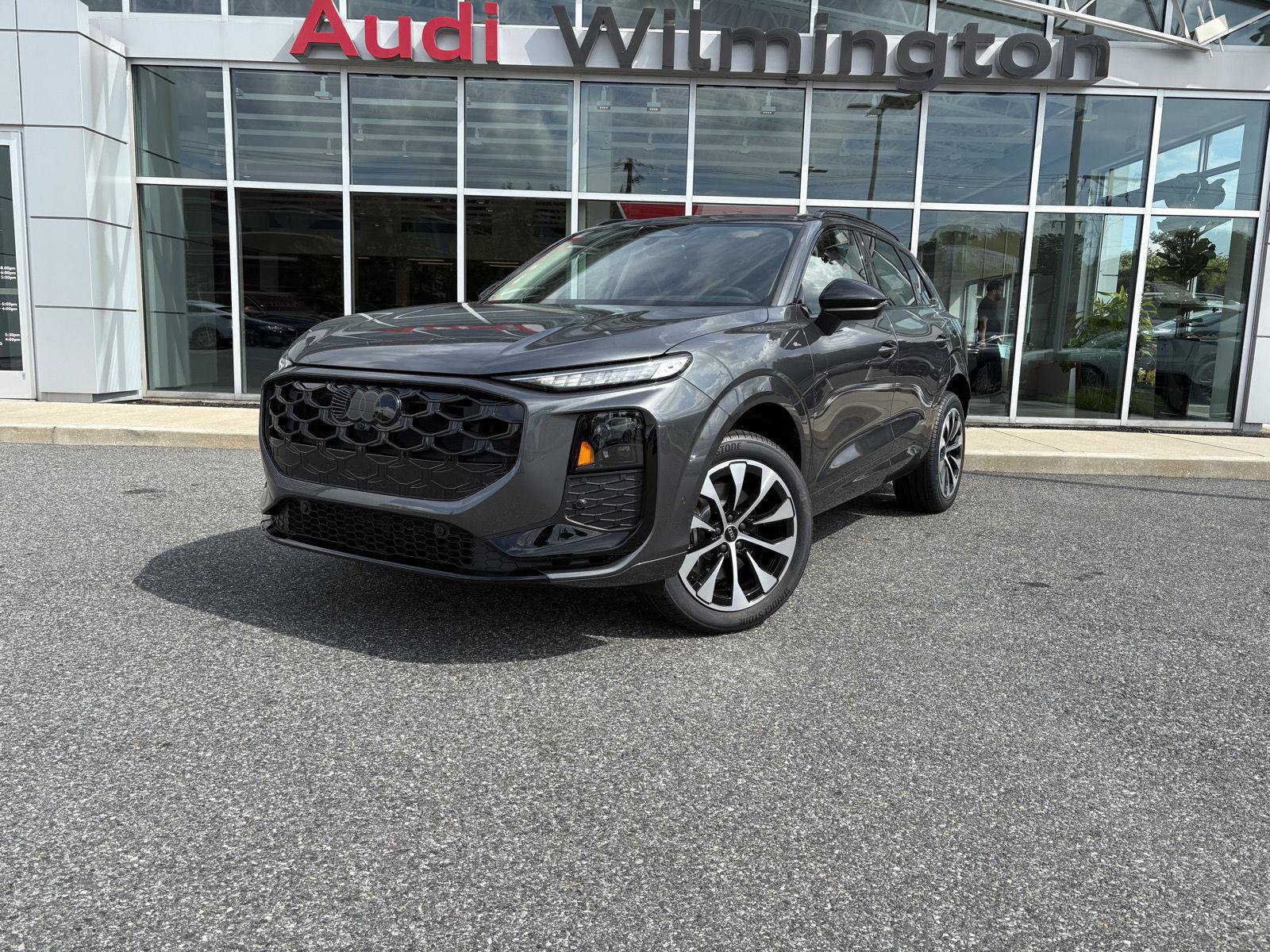 New 2026 Audi Q3 quattro 2.0T