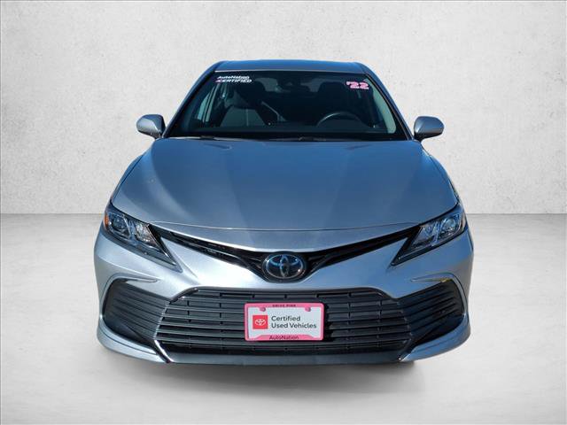 Used 2022 Toyota Camry LE image 2