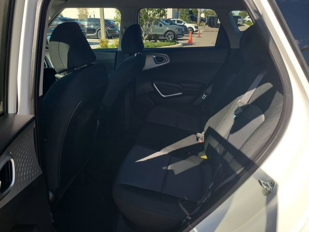 Used 2024 Kia Soul LX w/ Option Group 015 image 14