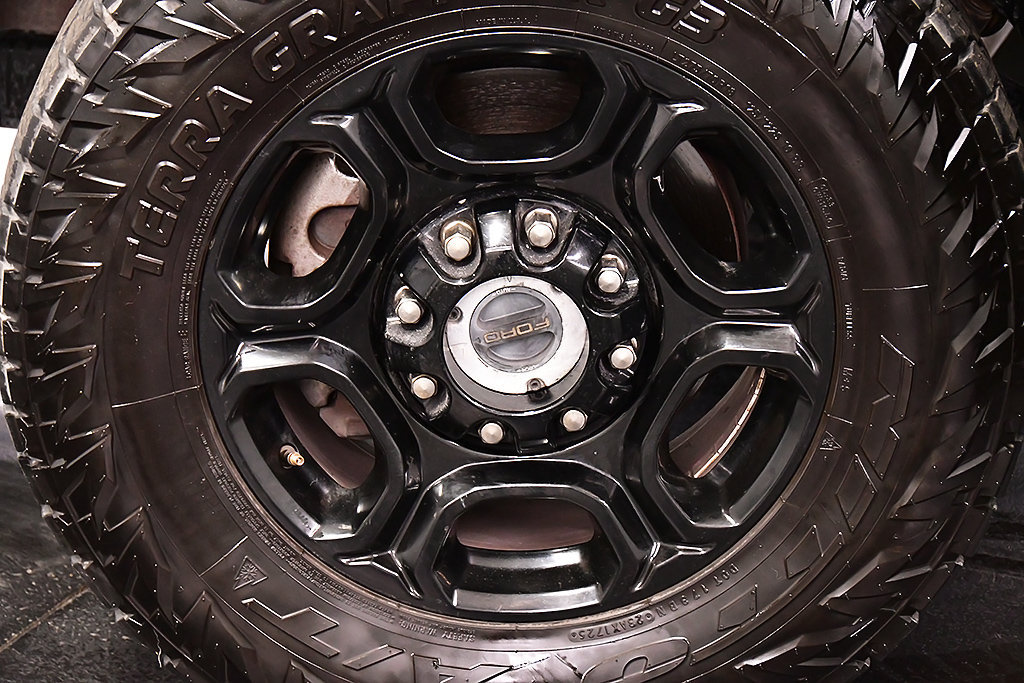 Used 2023 Ford F250 XLT w/ XLT Premium Package AWD/4WD image 9