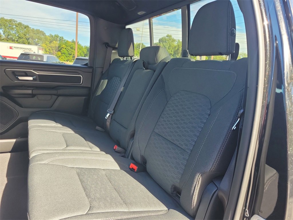 New 2026 RAM 1500 4x4 Crew Cab image 12