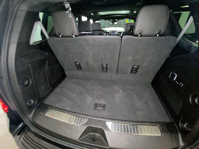 Used 2023 GMC Yukon AT4 w/ AT4 Premium Package AWD/4WD image 12