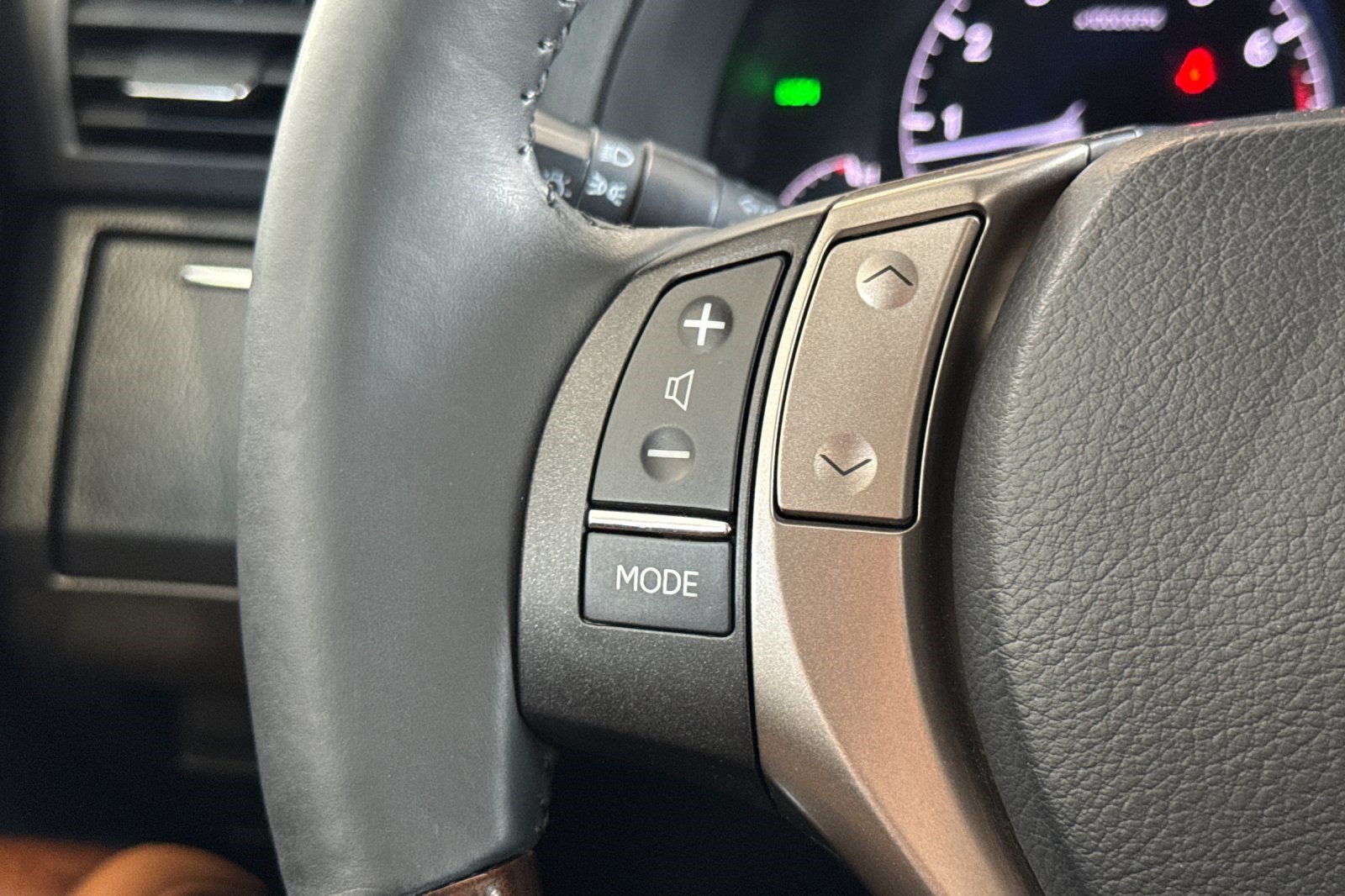 Used 2014 Lexus RX 350 AWD w/ Navigation Package image 31