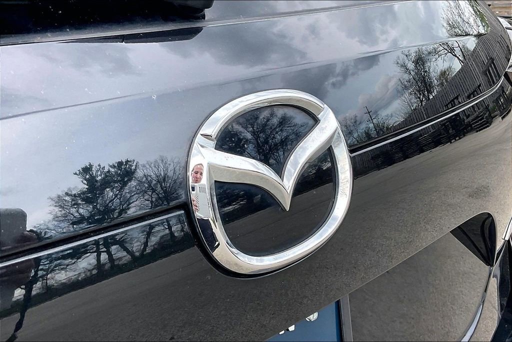 Used 2017 MAZDA CX-5 Touring w/ Preferred Equipment Package image 8