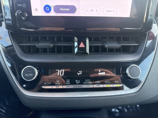 Used 2023 Toyota Corolla LE image 17