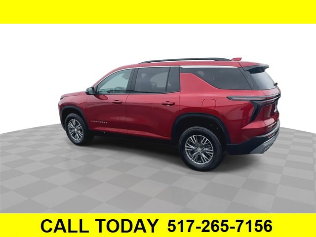 Used 2024 Chevrolet Traverse LT image 7