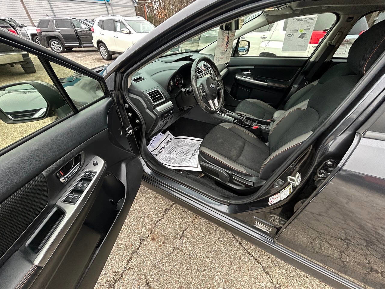 Used 2017 Subaru Crosstrek 2.0i Premium w/ Moonroof Package image 6