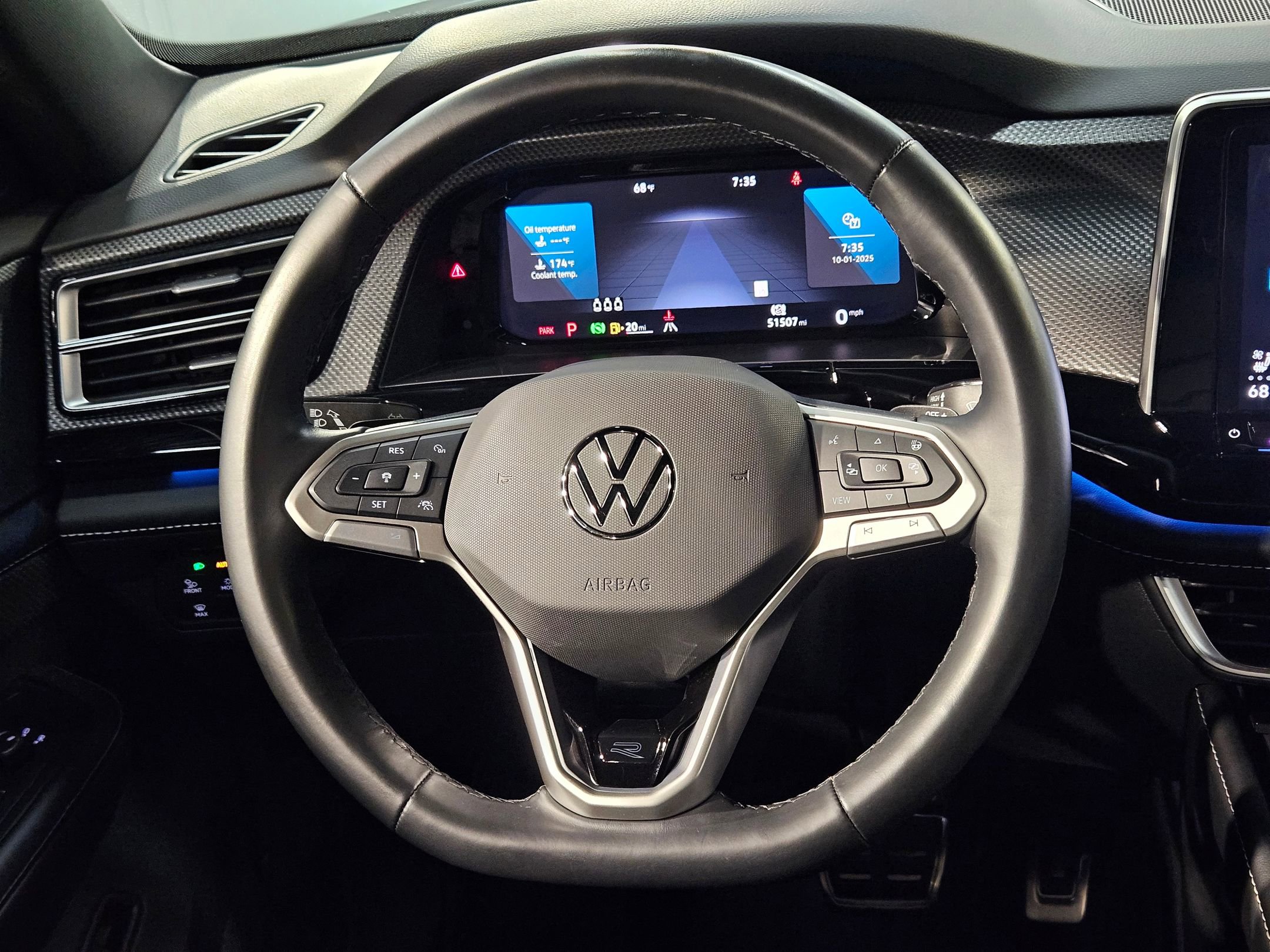 Used 2024 Volkswagen Atlas Cross Sport SEL R-Line image 27