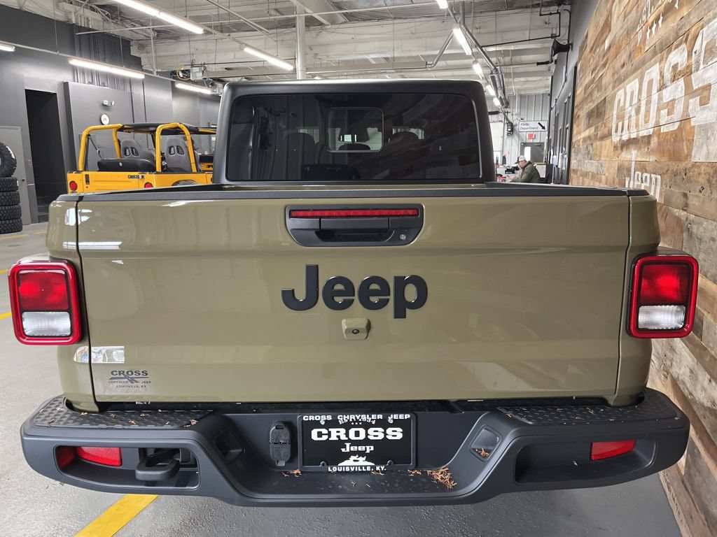 New 2026 Jeep Gladiator Sport AWD/4WD image 26