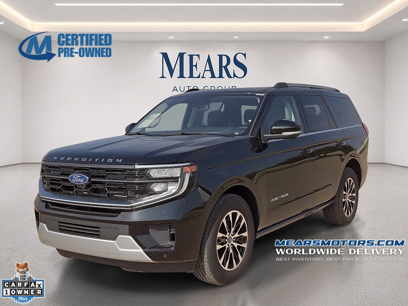 Used 2025 Ford Expedition Platinum AWD/4WD image 1