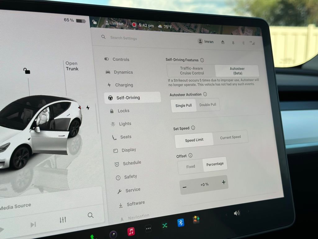 Used 2024 Tesla Model Y Long Range image 37