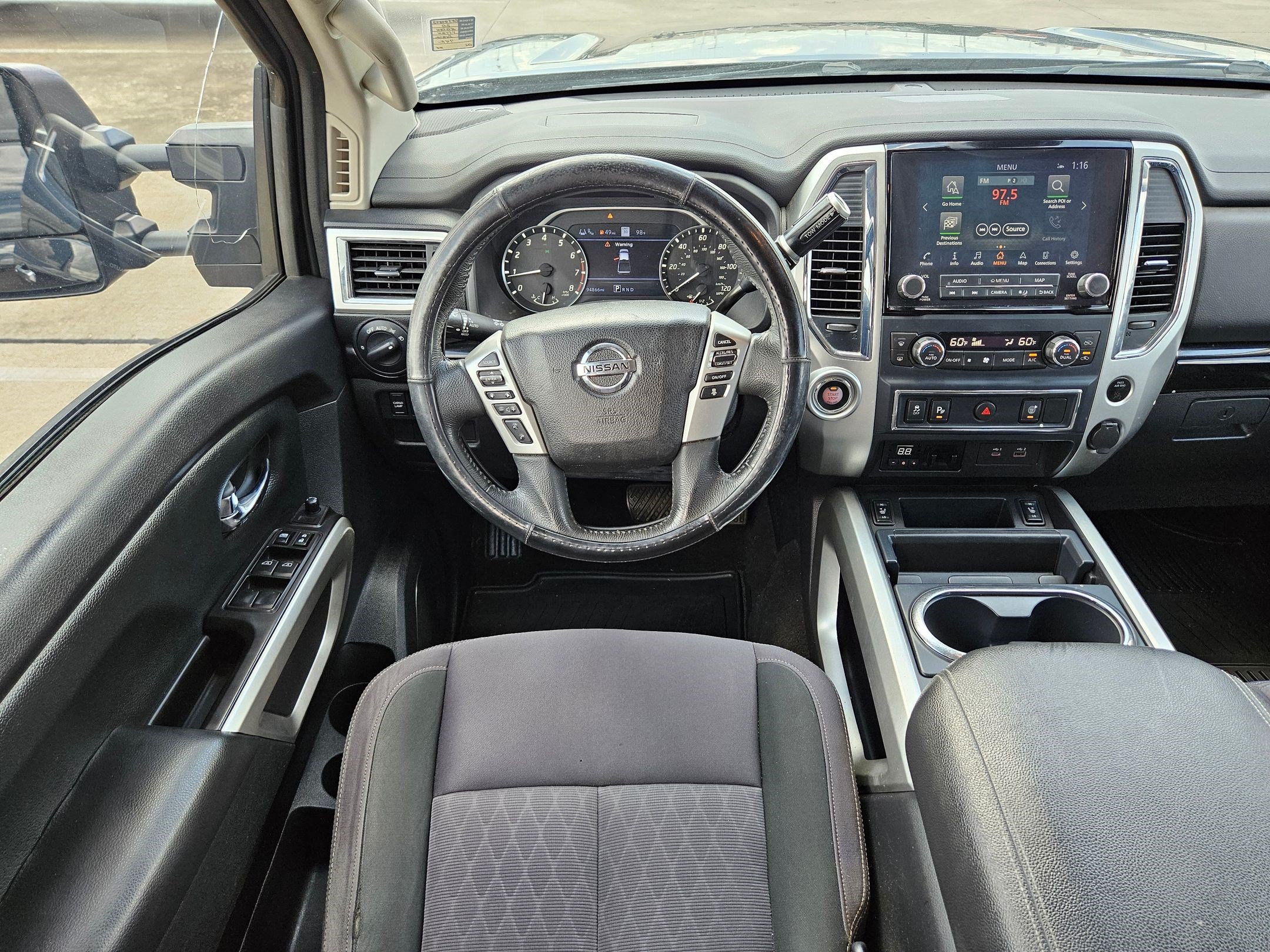 Used 2020 Nissan Titan SV w/ SV Convenience Package RWD image 28