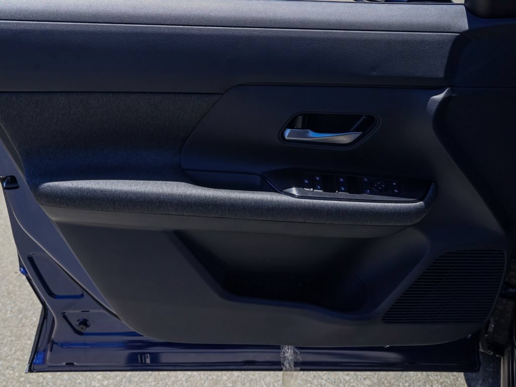 New 2026 Nissan Kicks SV FWD image 23