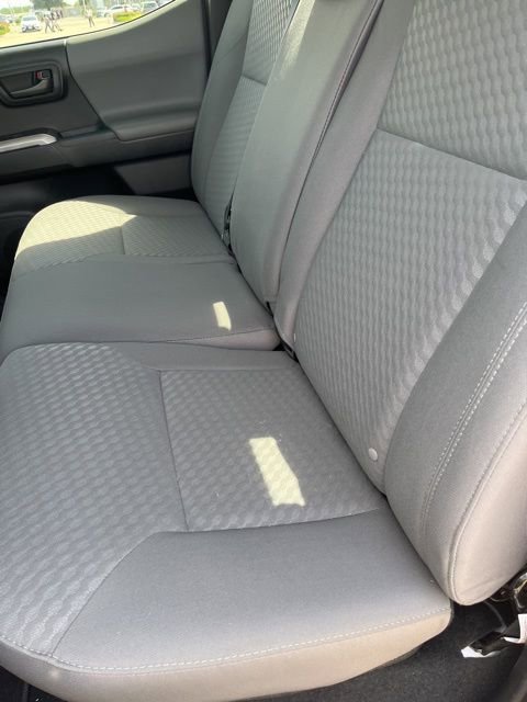 Used 2021 Toyota Tacoma SR5 image 10