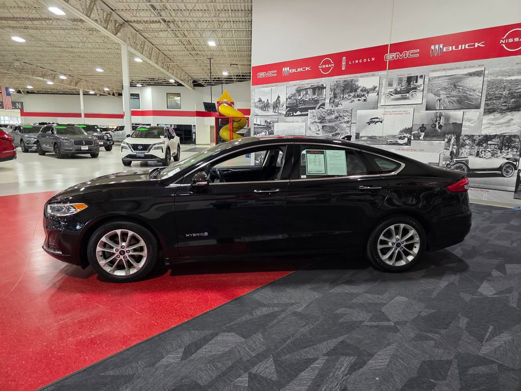 Used 2019 Ford Fusion SEL image 7