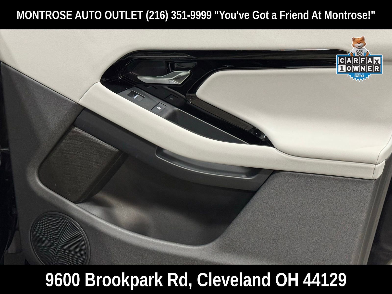 Used 2024 Land Rover Range Rover Evoque Dynamic SE image 45