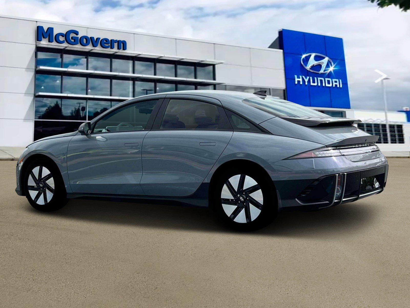 New 2025 Hyundai Ioniq 6 SE RWD image 4