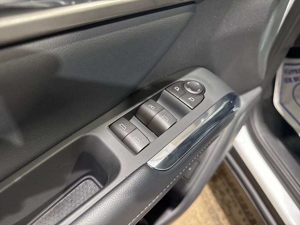 New 2026 Chevrolet Traverse LT w/ Midnight/Sport Edition image 19