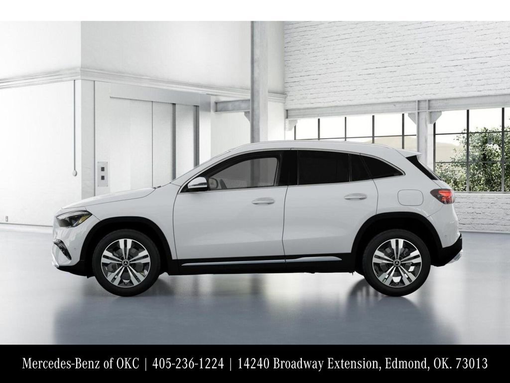 Used 2025 Mercedes-Benz GLA 250 image 34