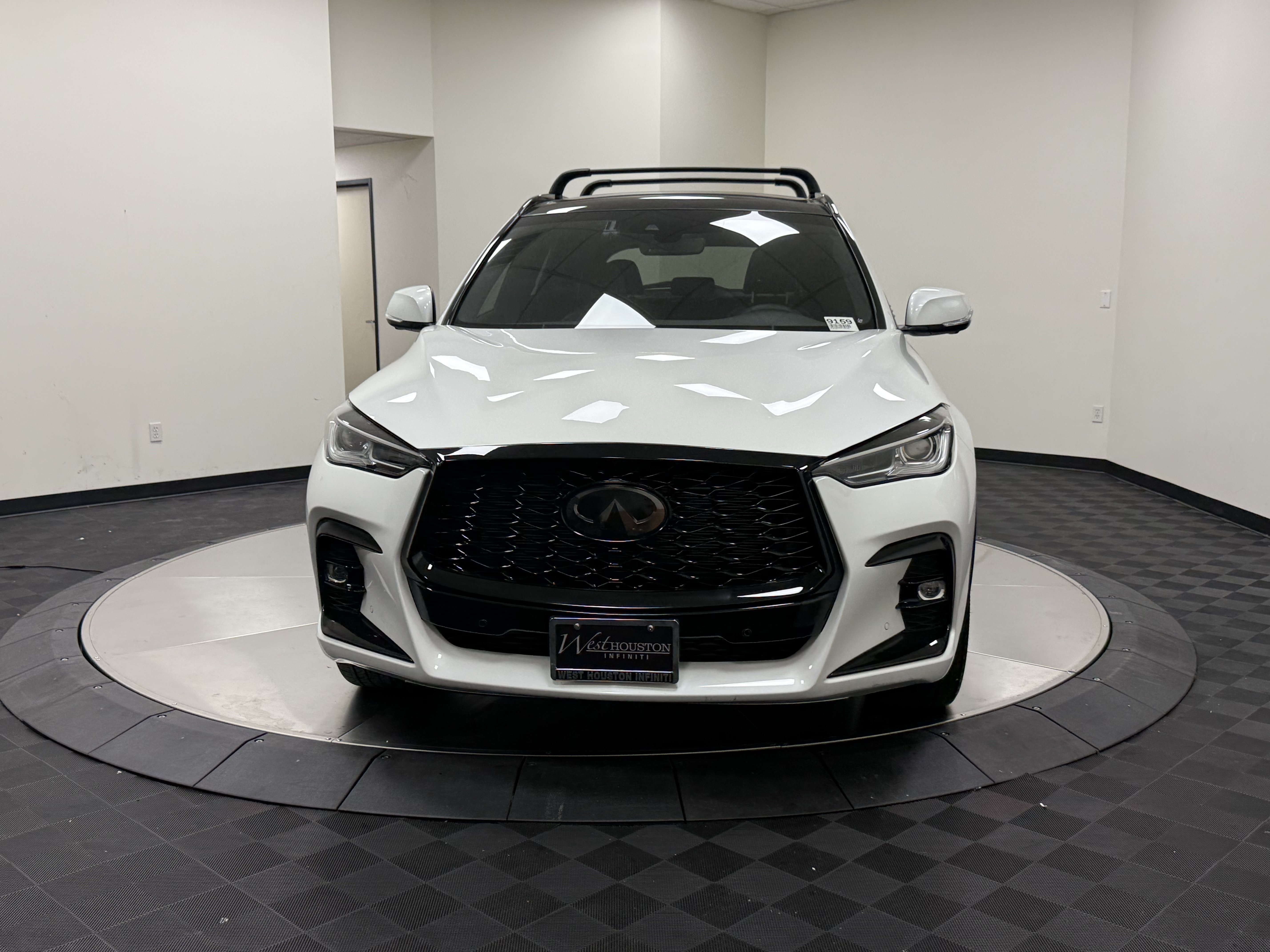 Certified 2025 INFINITI QX50 Sport AWD/4WD image 2