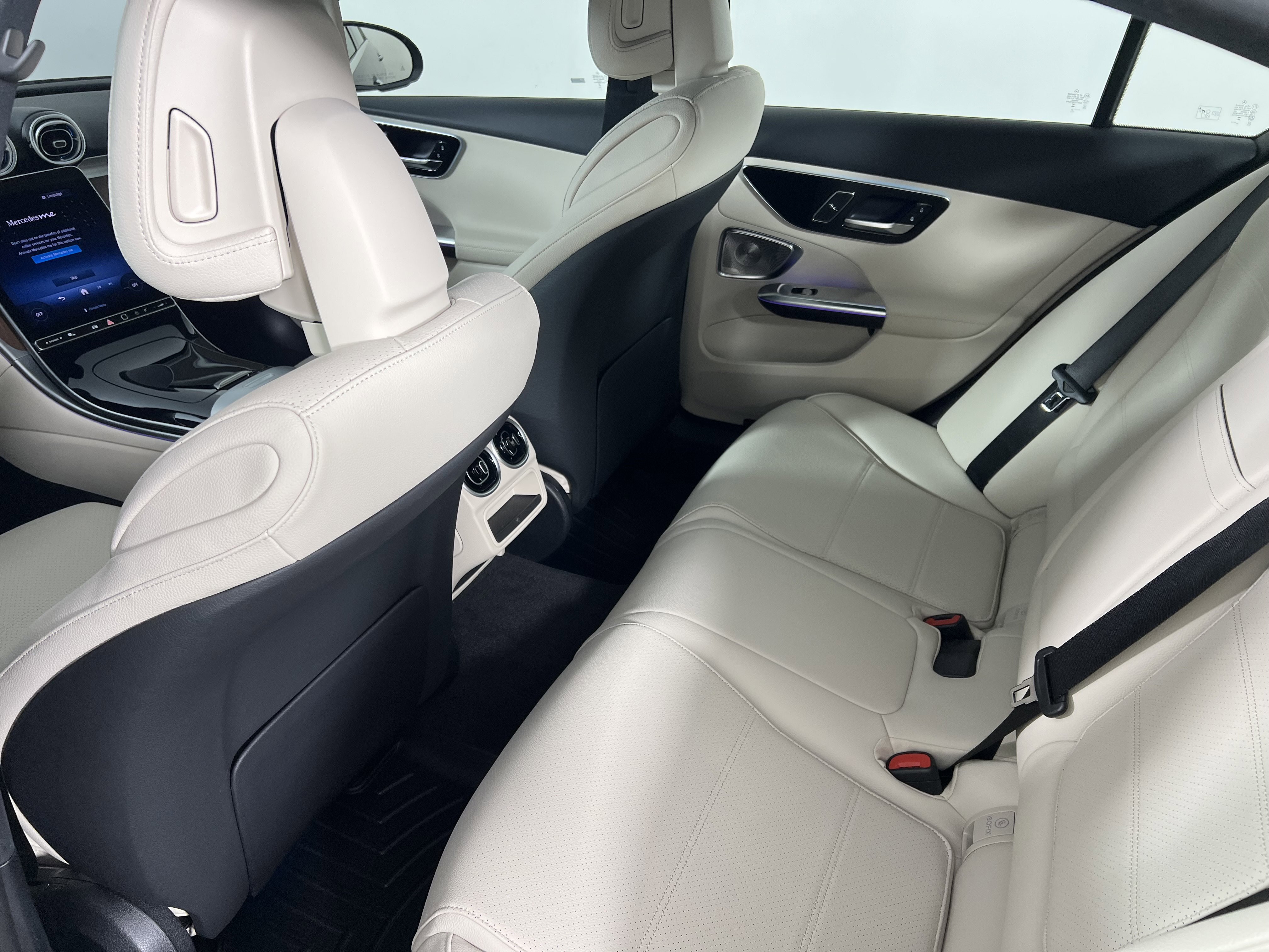 Certified 2025 Mercedes-Benz C 300 4MATIC Sedan image 21