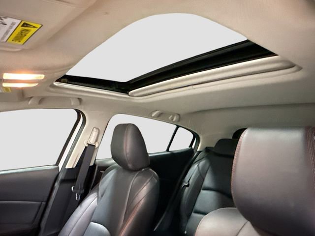 Used 2015 MAZDA MAZDA3 i Grand Touring image 25