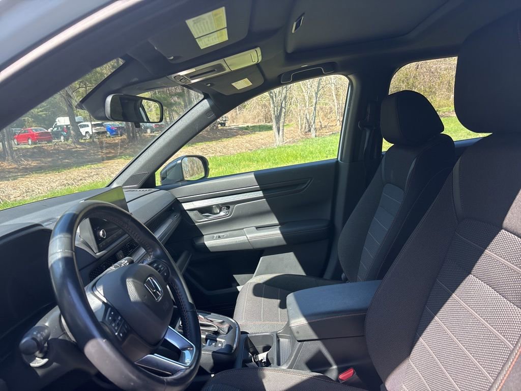 Used 2023 Honda CR-V Sport image 12