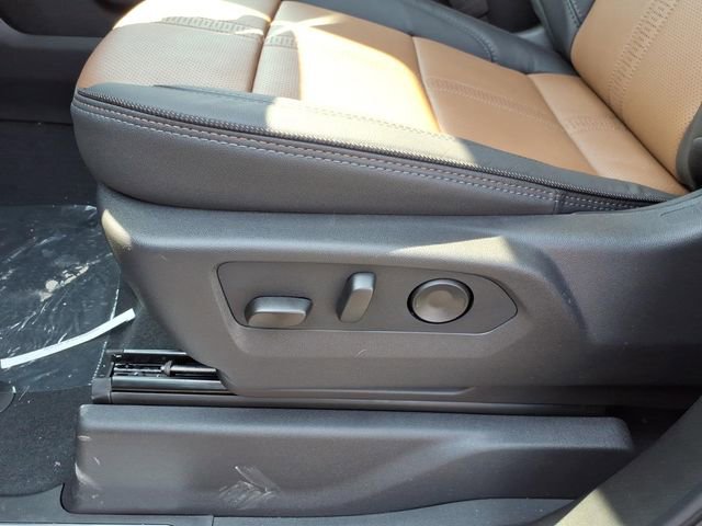 New 2026 Chevrolet Silverado 1500 High Country AWD/4WD image 7