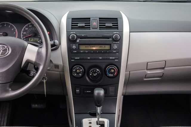 Used 2010 Toyota Corolla LE FWD image 23